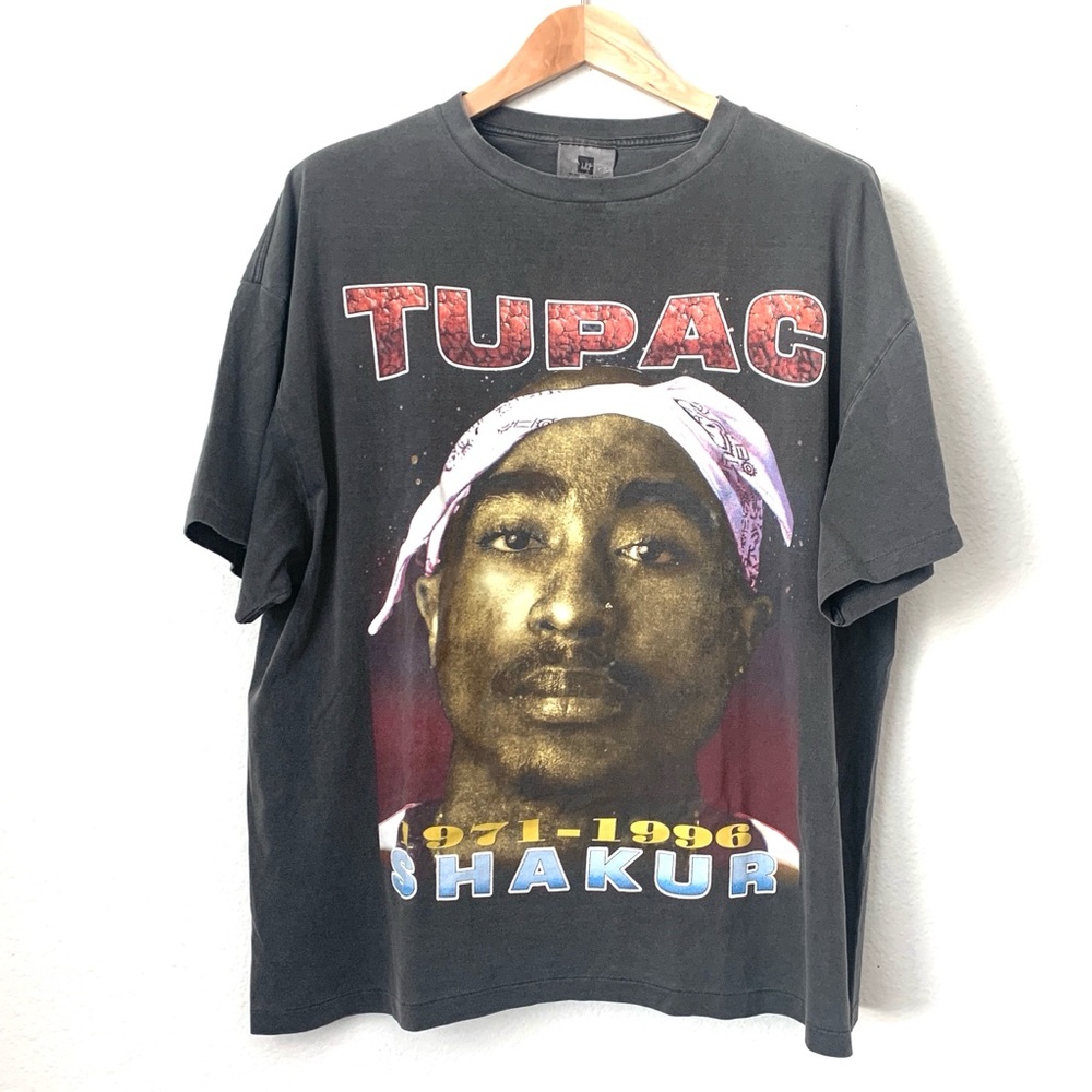 VINTAGE Tupac Rap Tee Size Large Single Stitch 90s
